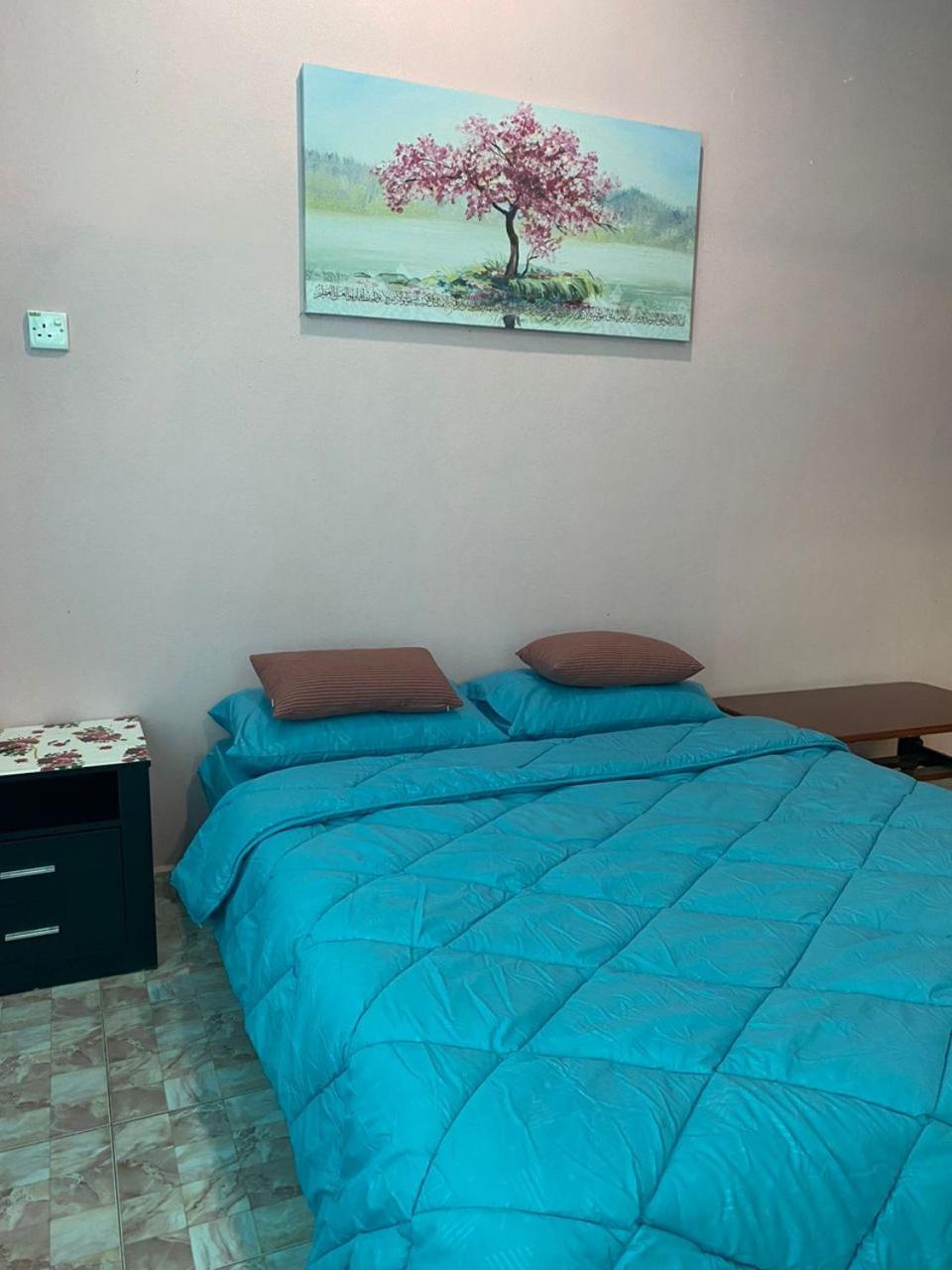 Seri Idaman Guest House Pasir Mas Esterno foto